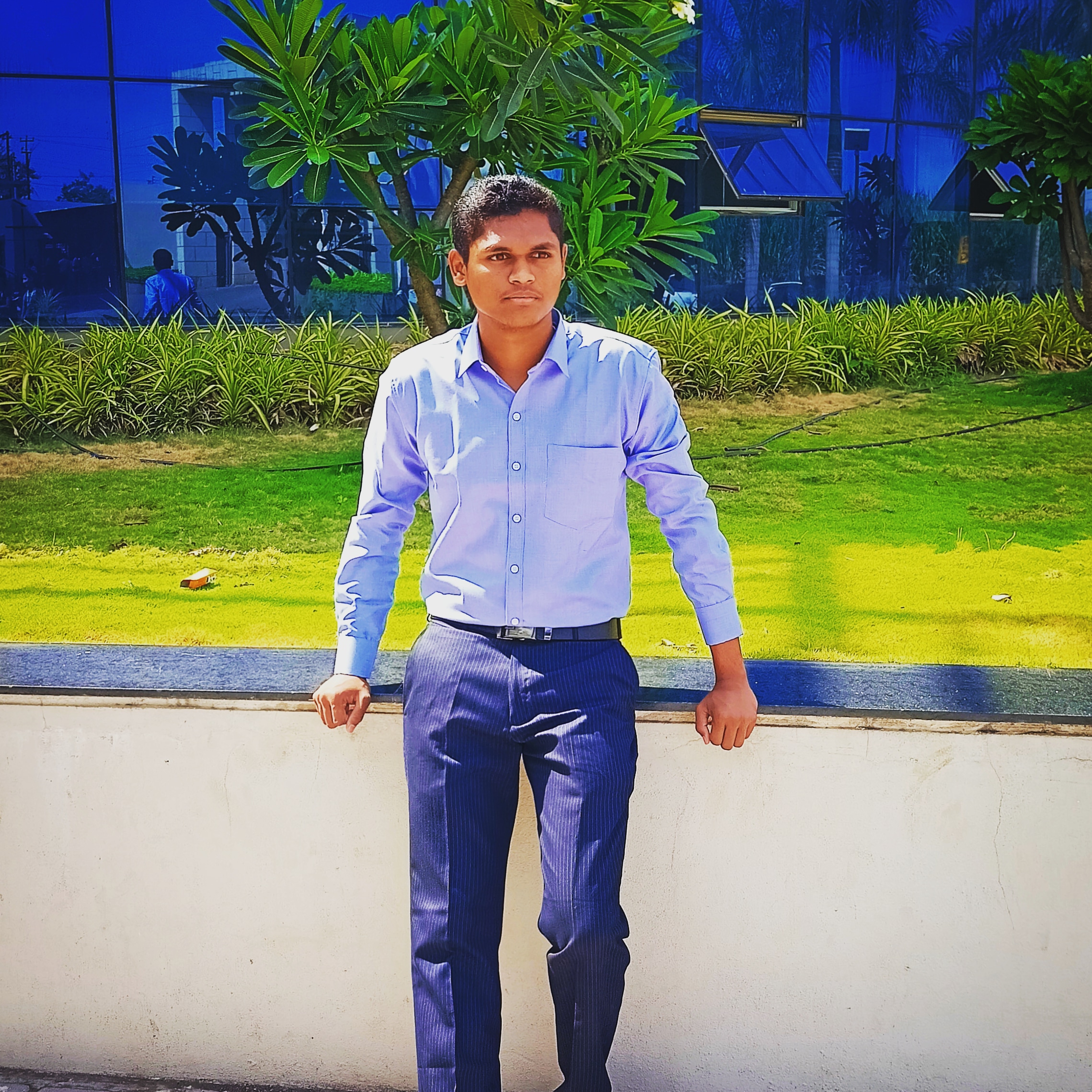 Profile Picture of Sahil Sawant